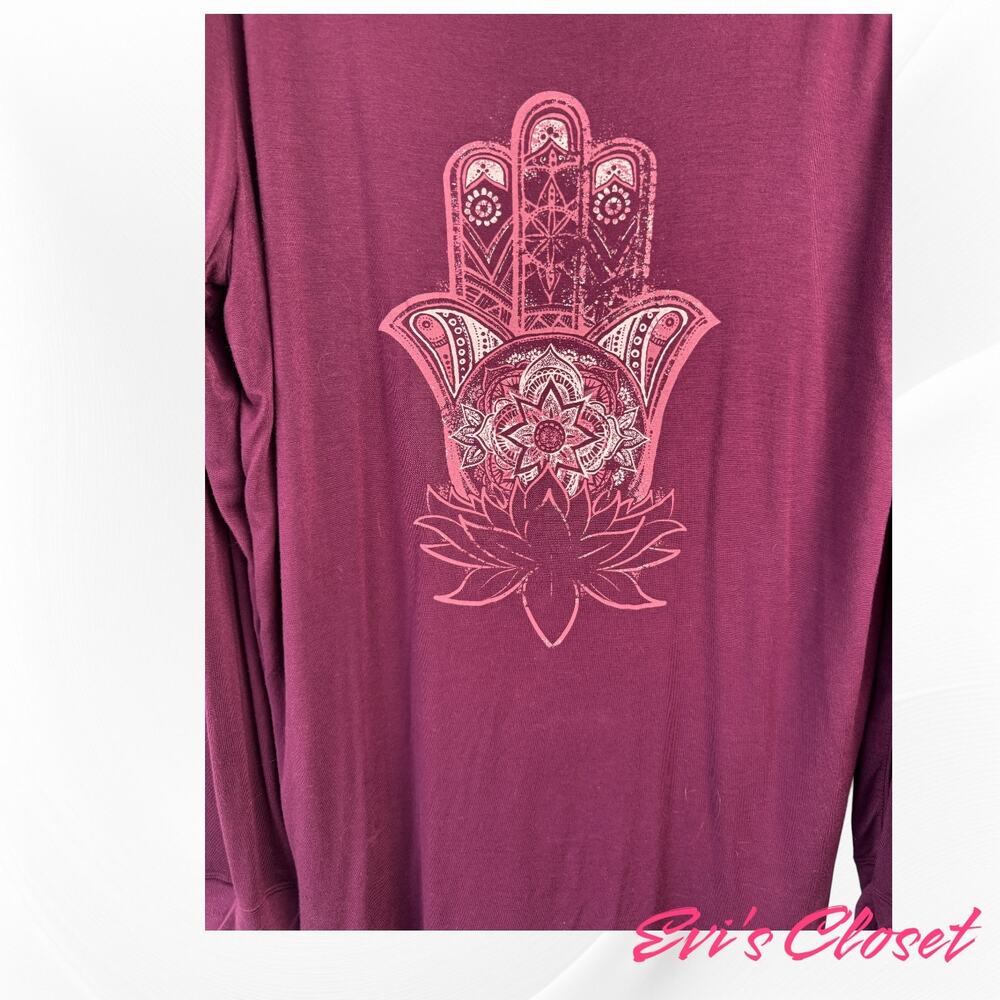 Gaiam Hailey Hamsa Lotus Graphic Long Sleeve Yoga Top SZ XL Color Pickled Beet